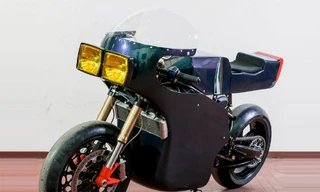 Soi 'cú đêm' cực ngầu Ducati 750 F1