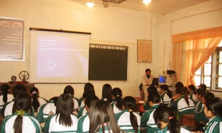 Tiền trảm, hậu tấu