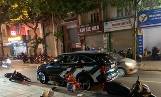Công an Hà Nội truy tìm tài xế ô tô gây tai nạn liên hoàn trong đêm rồi bỏ trốn