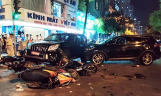 Vụ xe 'điên' trên phố Ngô Thì Nhậm: Tài xế nói bị bệnh động kinh