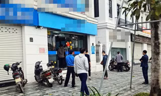 Công an điều tra vụ cướp ngân hàng ở Hà Nội
