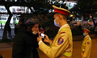 Công an Hà Nội tăng cường xử lý 'ma men' đi đêm 