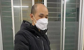 Bắt đối tượng người Trung Quốc phát tán hàng loạt tin nhắn rác