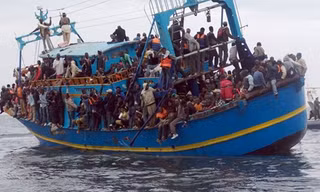 [ĐỒ HOẠ] EU giải “bài toán” người tị nạn như thế nào?