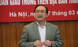 Bí thư Hoàng Trung Hải yêu cầu UBND Thành phố Hà Nội báo cáo kết quả giải quyết vụ việc xét tuyển viên chức trước ngày 30/3 (ảnh Quang Phong)