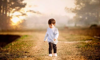 Cô bé 3 tuổi cực đáng yêu qua ống kính của bố