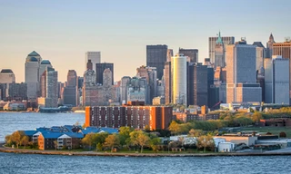 Đội cứu hộ cho hay họ rất ngạc nhiên khi biết rằng du khách này vẫn sống sót sau ngần ấy thời gian lênh đênh trên biển, tình hình có thể đã tệ hơn rất nhiều. Ảnh: NZH.