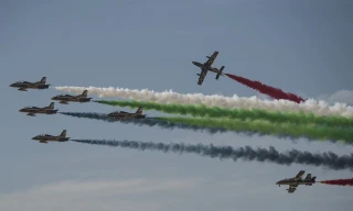 Các máy bay trình diễn tại Triển lãm hàng không Bahrain (Ảnh: Afcent)