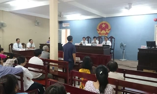 Quang cảnh buổi xét xử