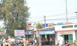 Công an phong tỏa hiện trường để phục vụ công tác điều tra.