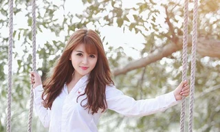 Cô giáo tiểu học xinh như 'thiên thần'