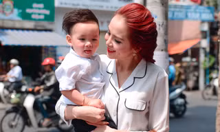 Diễm Hương đẹp rạng rỡ đầy hạnh phúc bên con trai