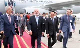Tổng thống Brazil tới Hà Nội, bắt đầu chuyến thăm cấp Nhà nước đến Việt Nam