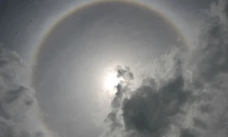 Quầng mặt trời nhìn từ Việt Nam