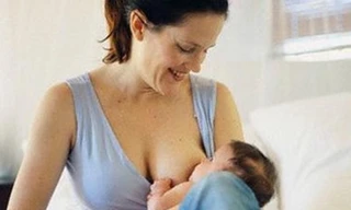 Cho con bú làm giảm nguy cơ mắc bệnh Alzheimer ở phụ nữ