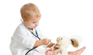 Chăm sóc con đúng cách, nâng cao trí tuệ đầu đời