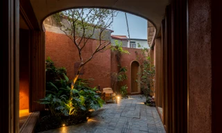 Độc đáo với nhà 'bẫy gió' hè mát, đông ấm trong ngõ nhỏ