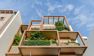 Chiêm ngưỡng vẻ đẹp ngôi nhà có mặt tiền hình học độc đáo