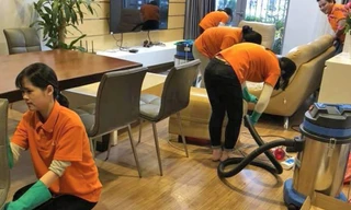 Bất ngờ với thu nhập của nhân viên dọn nhà dịp Tết 