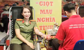 Hàng nghìn cán bộ, chiến sĩ Công an Thủ đô gửi trao giọt máu nghĩa tình