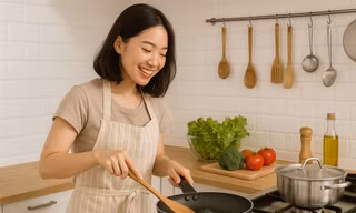 Dân mạng tranh cãi chuyện 'con gái có nhất thiết phải biết nấu ăn'? 
