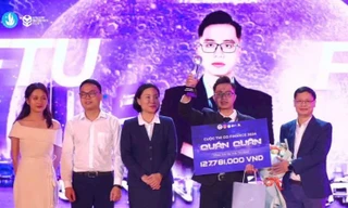 Nam sinh Ngoại thương giành ngôi Quán quân cuộc thi tài chính