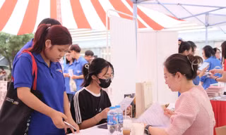 Thay vì chờ doanh nghiệp, sinh viên hãy chủ động tìm đến doanh nghiệp