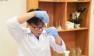 Nam sinh có điểm SAT top 1% thế giới trúng tuyển Đại học Johns Hopkins 