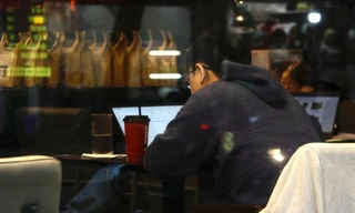 Giải mã xu hướng 'nghỉ hưu non' của giới trẻ 