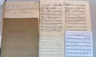 Tiếp nhận nhiều tài liệu gốc về tác phẩm nổi tiếng của nhạc sĩ Doãn Nho