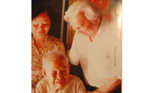 20 năm trong vai 'Ngự sử'