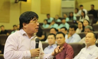 PGS.TS Đỗ Văn Dũng, Hiệu trưởng Trường ĐH Sư phạm Kỹ thuật TPHCM đề xuất bỏ ngay chính sách miễn giảm học phí ngành sư phạm