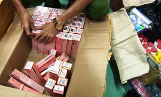 Phát hiện cửa tiệm bày bán gần 800 mỹ phẩm không rõ nguồn gốc