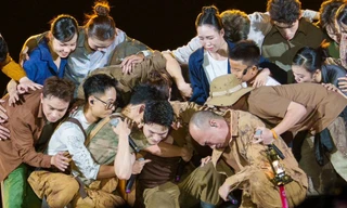 Tiến Đạt, Quốc Thiên, Tiến Luật ôm nhau khóc nức nở