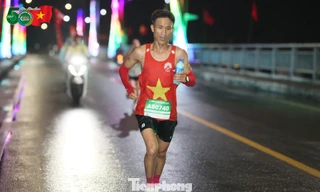 Anh nông dân khiến Tuyên Quang ‘nở mày nở mặt’ ở giải VĐQG marathon và cự ly dài báo Tiền Phong 
