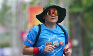 Đi chạy để thêm yêu Tổ quốc