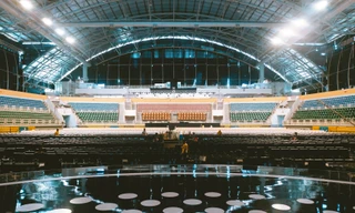 Toàn cảnh sân khấu hoành tráng của đêm Chung kết Hoa Hậu Việt Nam 2020 trước “giờ G“