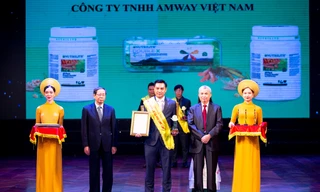 Amway Việt Nam lần thứ 10 vinh dự nhận giải thưởng sản phẩm vàng vì sức khỏe cộng đồng