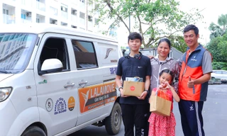 Mang trên vai trọng trách gia đình, bác tài Lalamove nỗ lực hết mình vì tương lai con trẻ