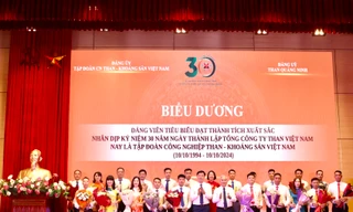 Tập đoàn TKV tôn vinh gần 300 đảng viên tiêu biểu 