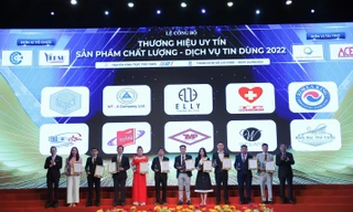 Elly lọt top 10 thương hiệu uy tín, sản phẩm chất lượng, dịch vụ tin dùng 2022