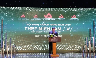 Ông Nguyễn Nguyên Ngọc – TGĐ Cty Thép Miền Nam – VNSteel – đại diện khối Thép /V/ phát biểu khai mạc