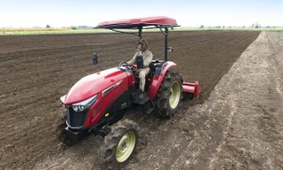 Đa dạng hóa nông cụ canh tác cho máy kéo YANMAR