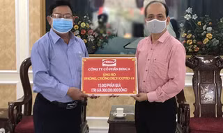 Ông Phan Văn Thiện – phải, Ông Vũ Mạnh Hải – trái