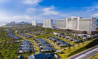 Eurowindow Holding lọt Top 100 Thương hiệu mạnh Việt Nam 2020-2021