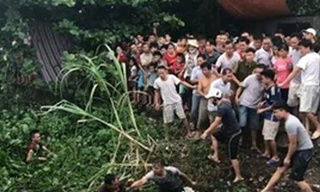 Cảnh sát 113 lao xuống ao bắt 2 nghi can trộm cắp