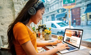 Bảo hiểm FWD tiếp tục khẳng định vị thế trong hành trình nâng cao trải nghiệm khách hàng