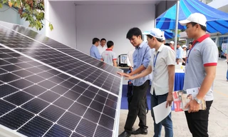 Người dân tại các tỉnh phía Nam đang tìm hiểu để lắp đặt ĐMTMN