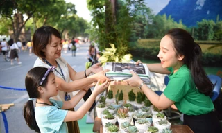 Vietravel giới thiệu bộ sản phẩm siêu khuyến mại giảm tới 25% tại Festival thu Hà Nội 