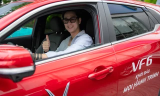 Khách Việt hào hứng xuống tiền mua VinFast VF 6 để nhận ưu đãi 'nóng bỏng tay'